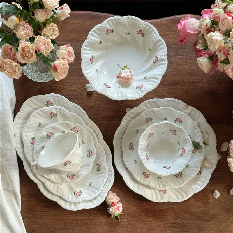 Ceramic Plate Set Coffee Cup Saucer Beautiful Tableware Vintage Rose Dessert Plate Dinner Dishes Gift Tea Cup Kitchen Supplies
